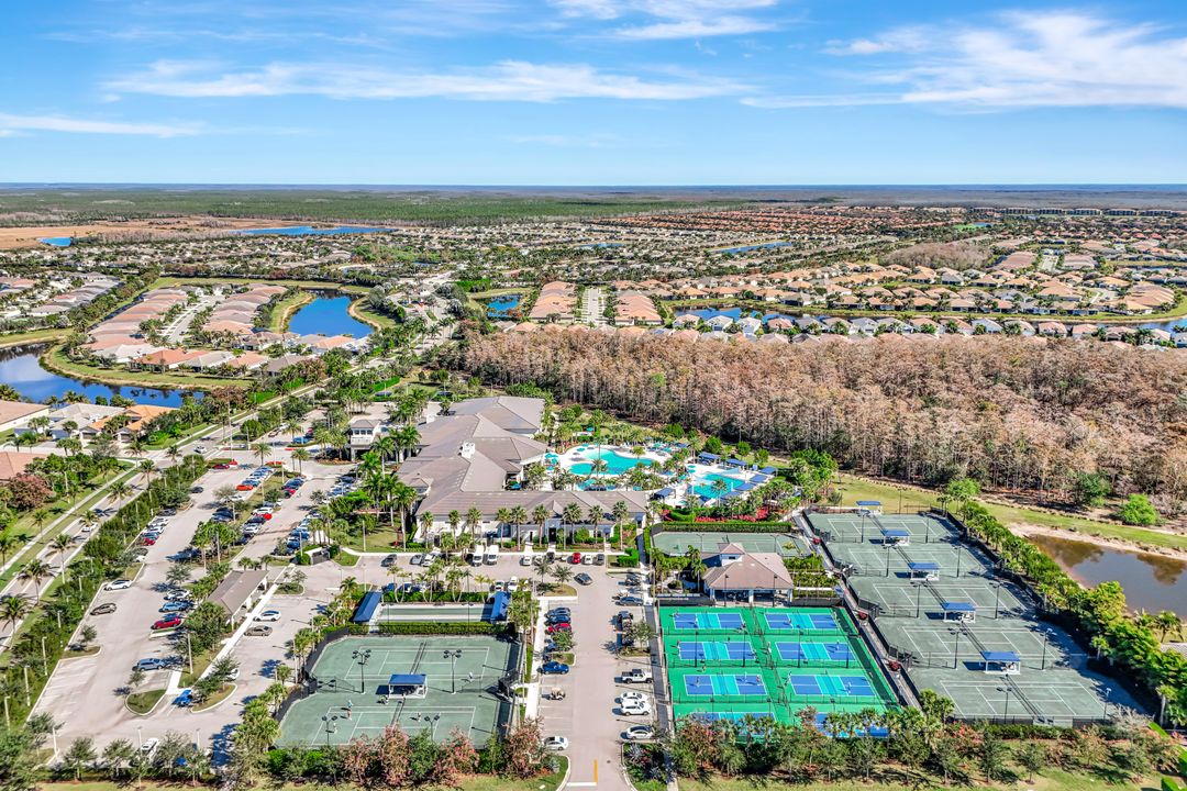 28724 Montecristo Loop, Bonita Springs, FL 34135