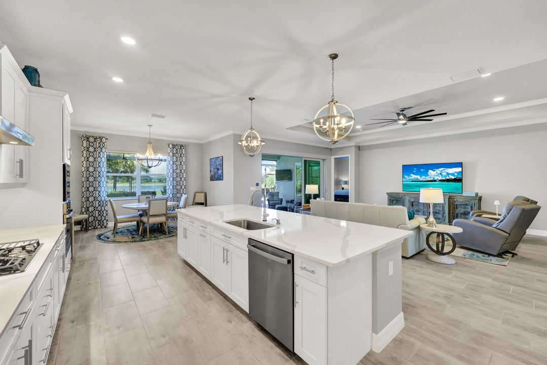 13480 Blue Bay Cir, Fort Myers, FL 33913