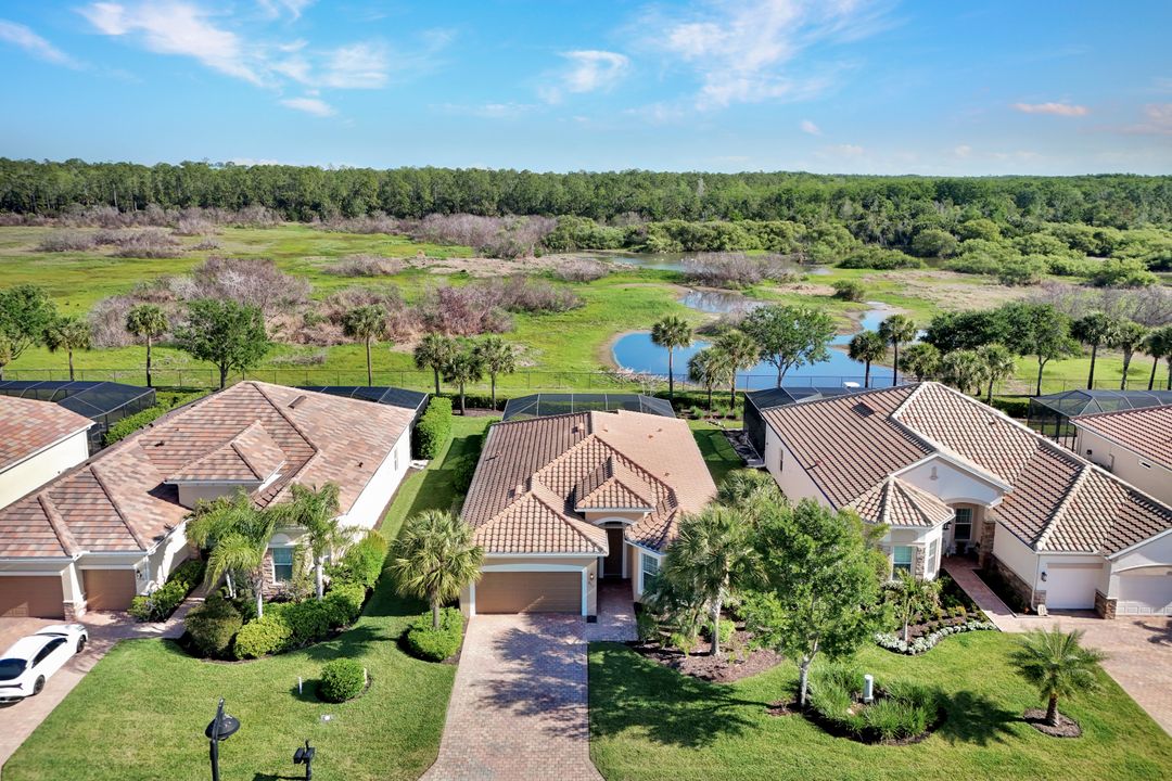 9311 Fieldstone Ln, Naples, FL 34120