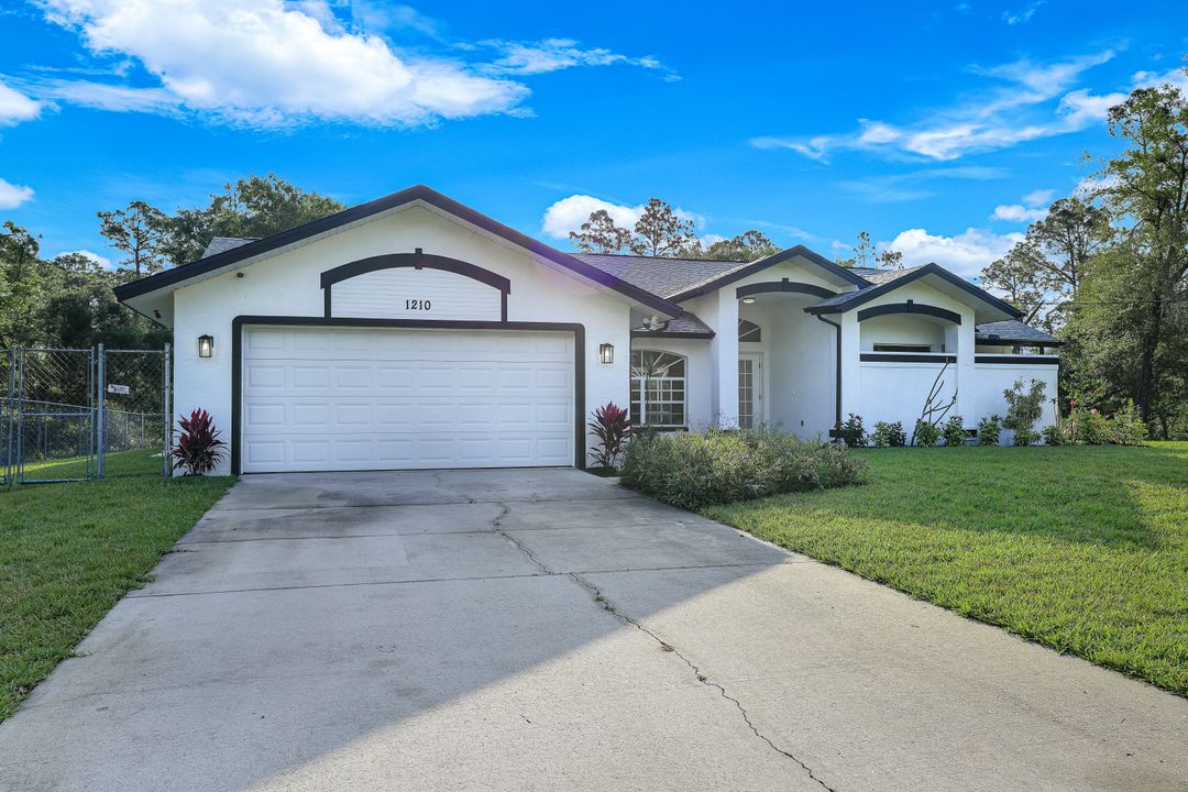 1210 Irving Ave, Lehigh Acres, FL 33972