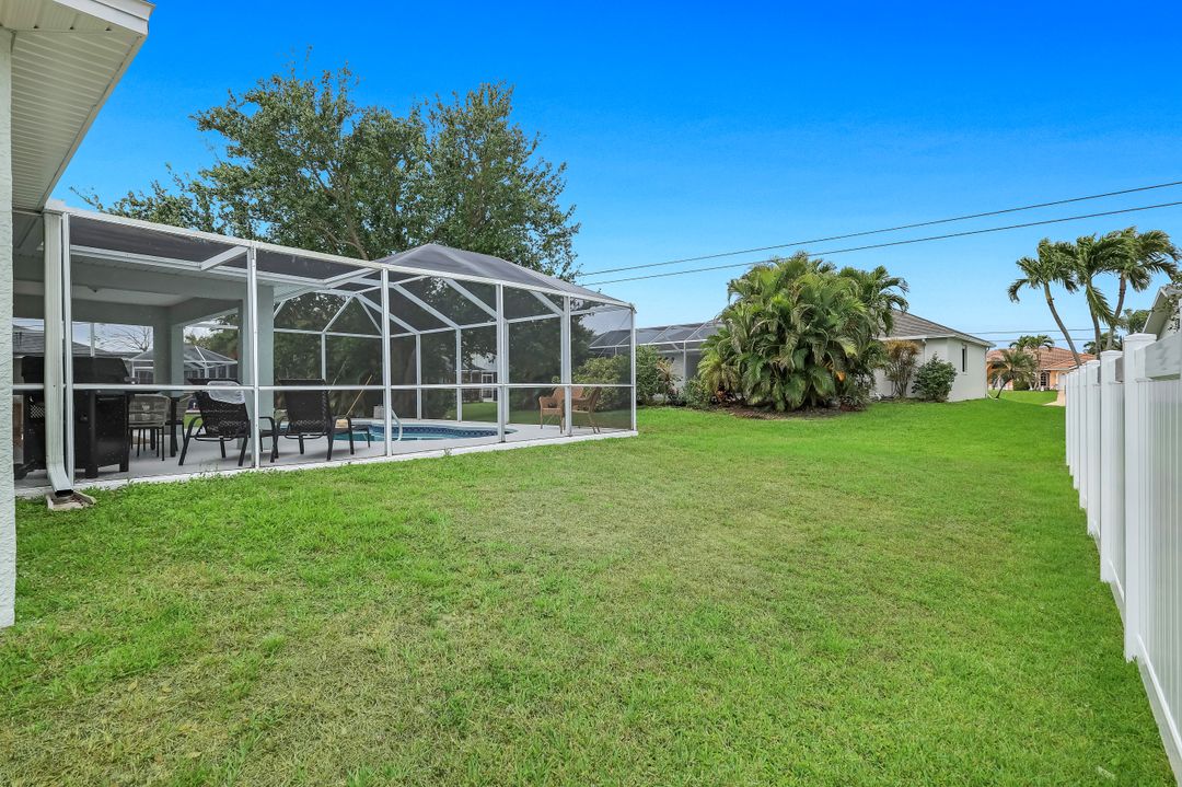 3322 Oasis Blvd, Cape Coral, FL 33914