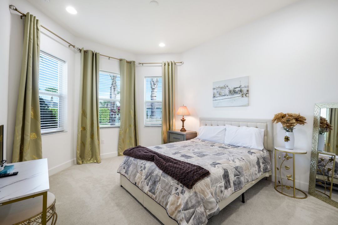 28604 Moraga Ln, Bonita Springs, FL 34135