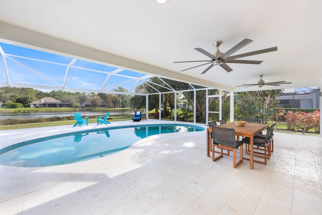 2218 Kings Lake Blvd, Naples, FL 34112