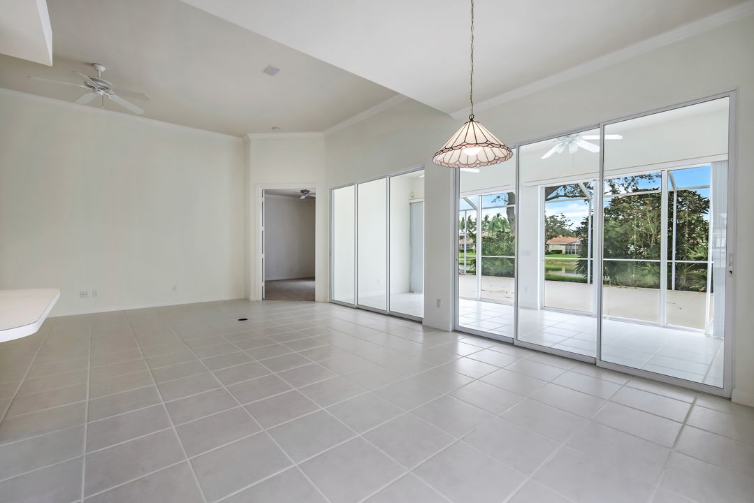5304 Hawkesbury Way, Naples, FL 34119