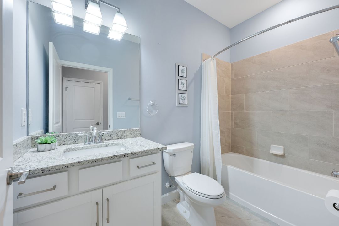 13824 Pine Lodge Ln, Fort Myers, FL 33913