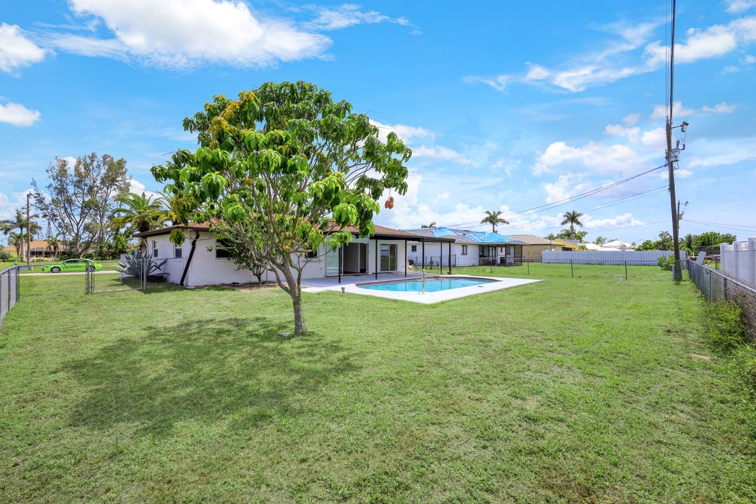 315 SE 16th Terrace, Cape Coral, FL 33990