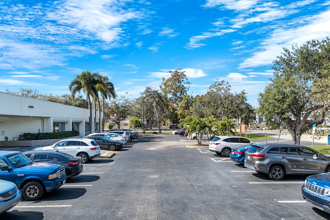 4100 Corporate Square, Naples, FL 34104