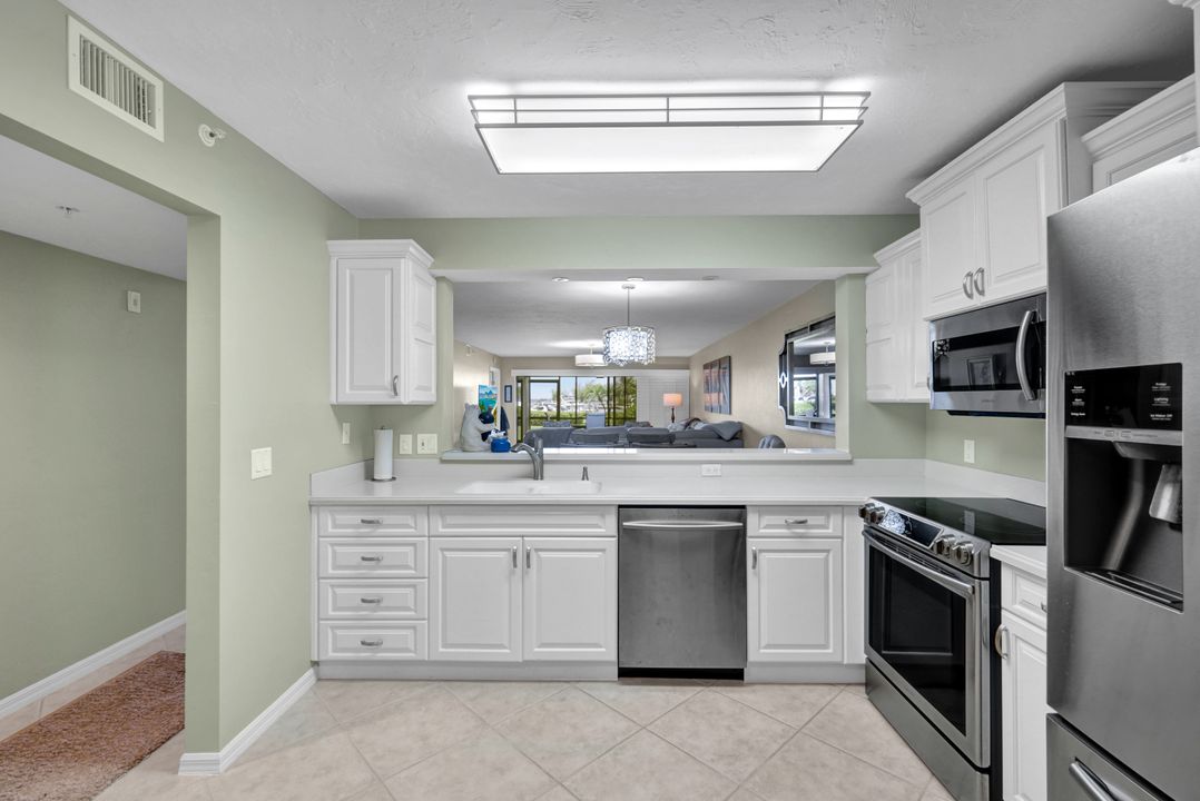 9435 Sunset Vista Dr #211, Fort Myers, FL 33919
