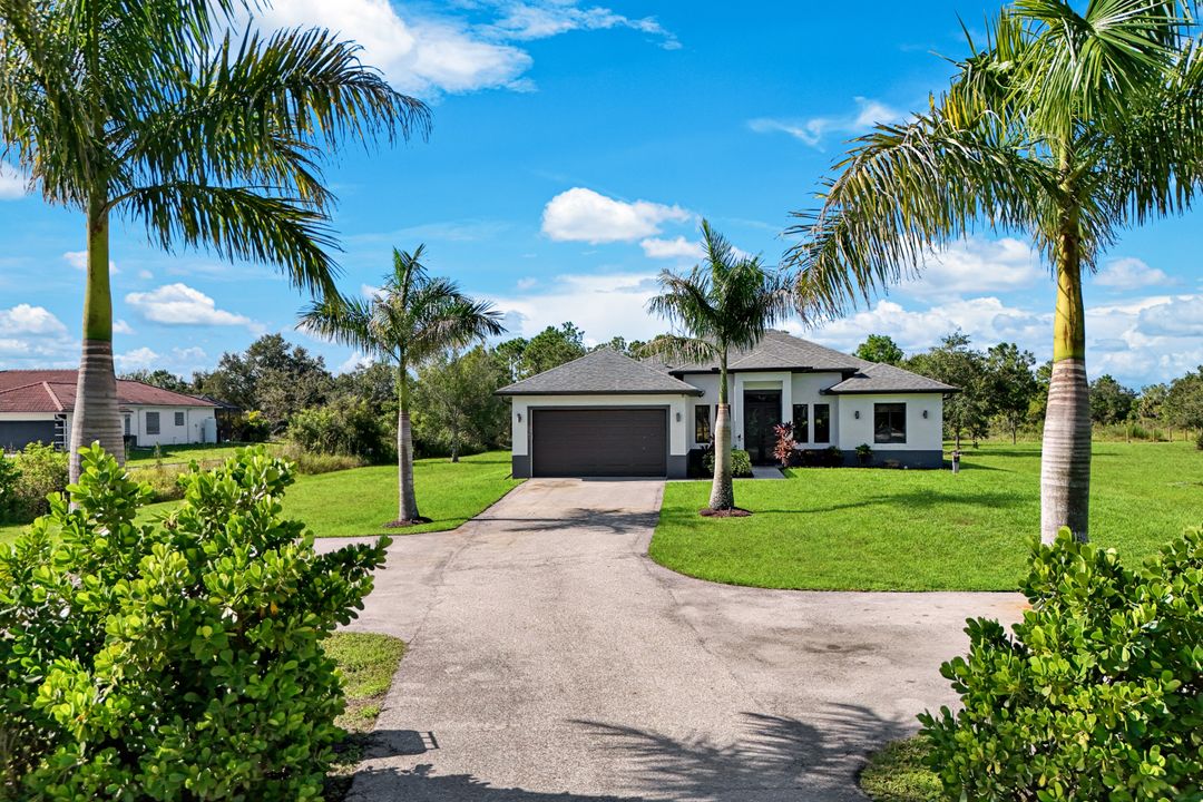 3362 56th Ave NE, Naples, FL 34120