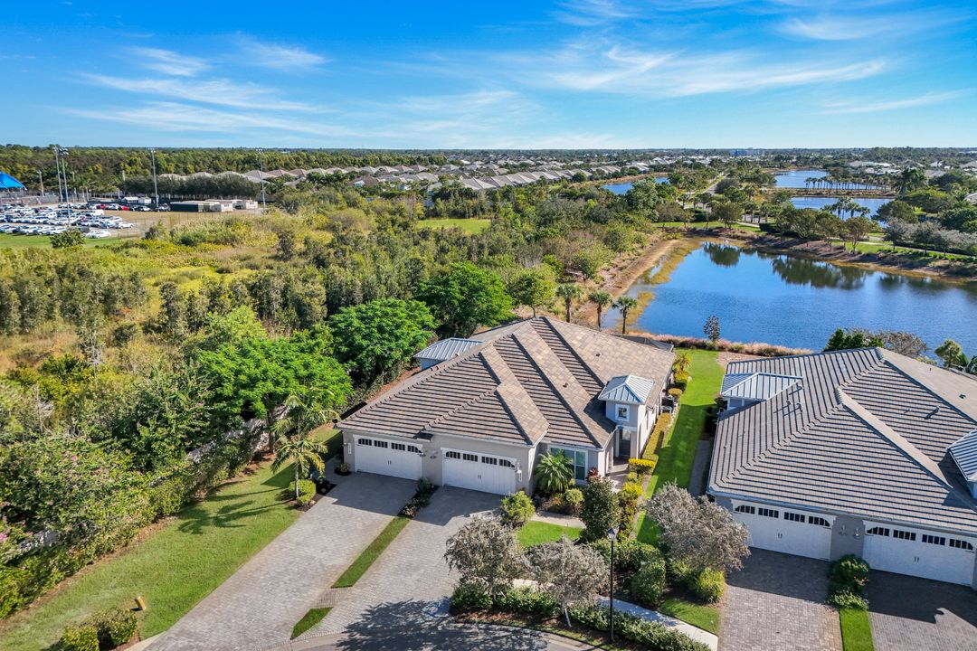 5802 Haiti Dr, Naples, FL 34112