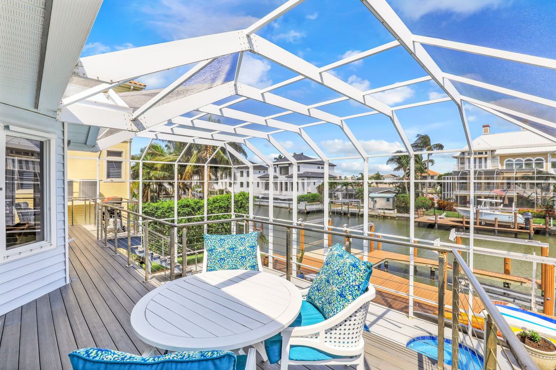 437 Tradewinds Ave, Naples, FL 34108