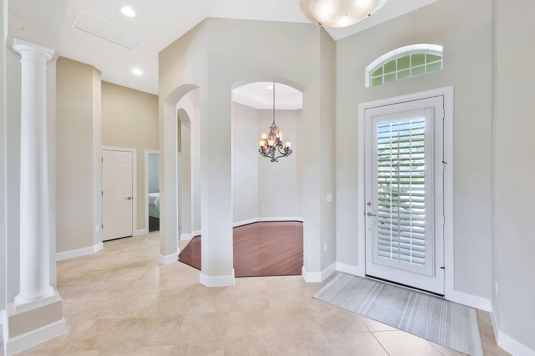 11982 Heather Woods Ct, Naples, FL 34120