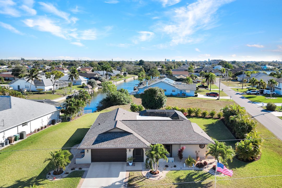 215 SE 12th Ave, Cape Coral, FL 33990