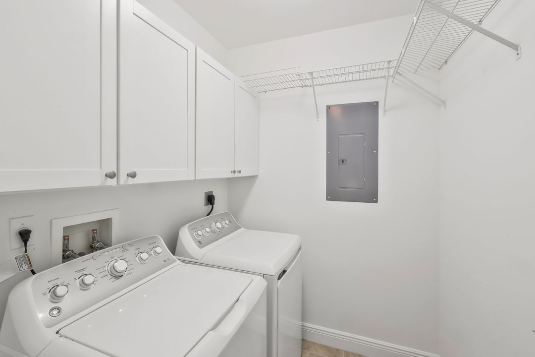 23191 Fashion Dr #201, Estero, FL 33928