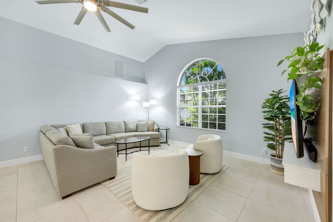 4404 SW 5th Ave, Cape Coral, FL 33914