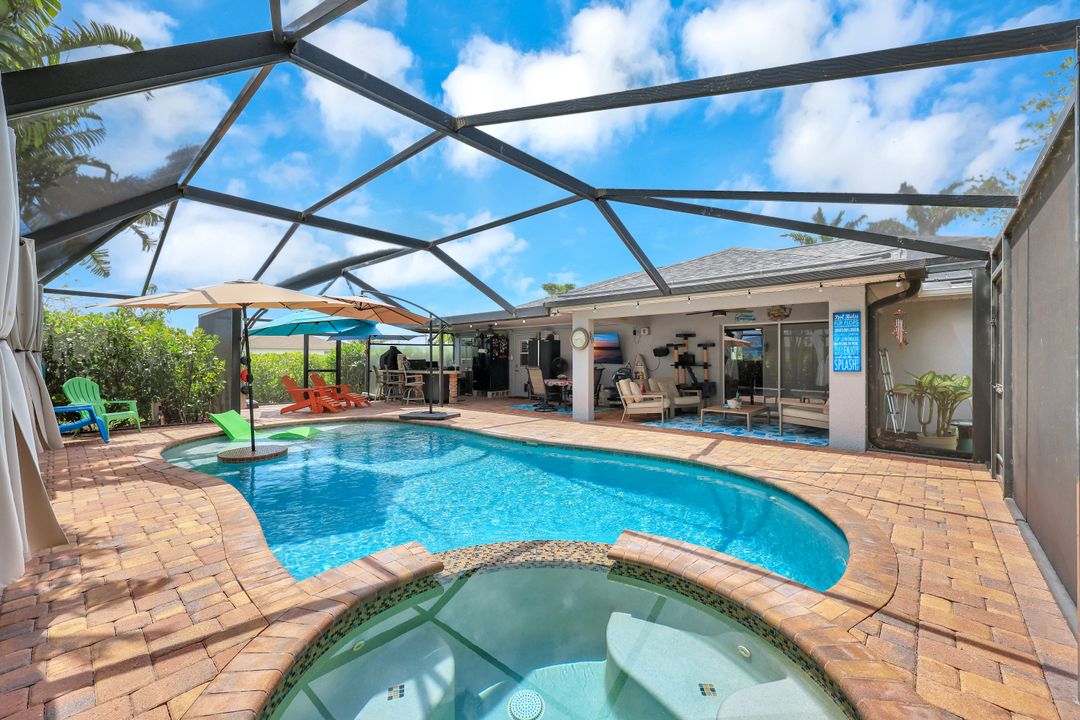 2300 NW 25th St, Cape Coral, FL 33993