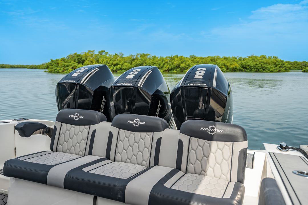 445 Dockside Dr, Naples, FL 34110