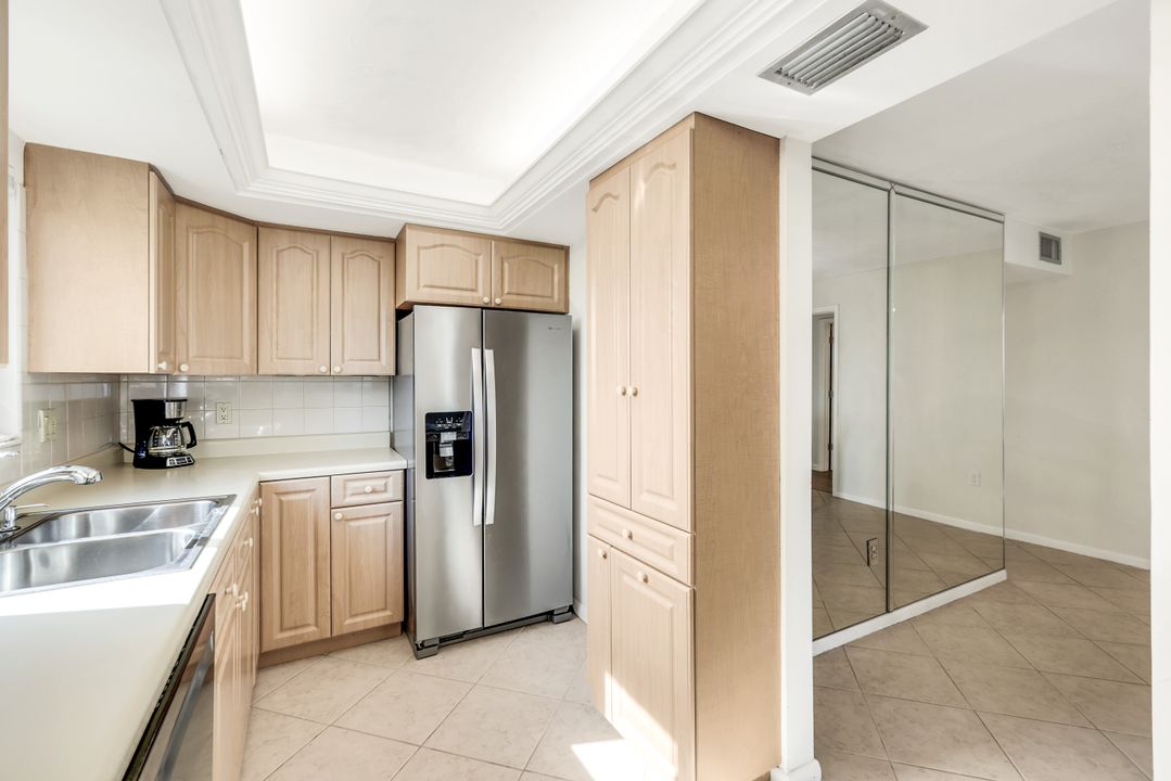 26171 Hickory Blvd #8B, Bonita Springs, FL 34134