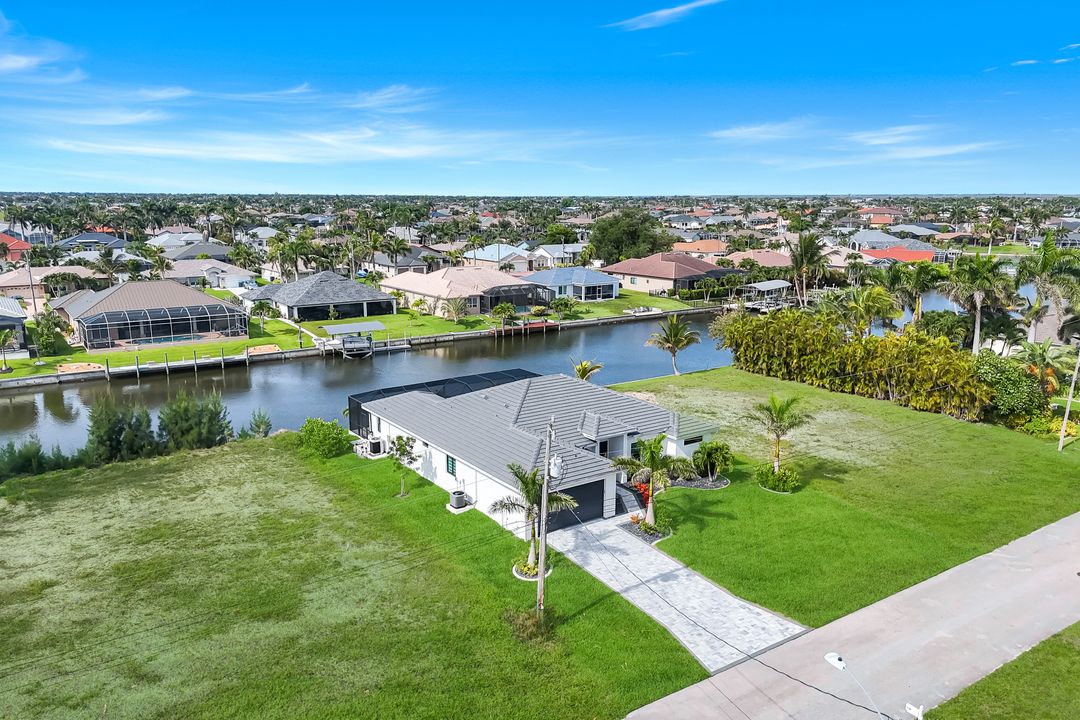 2118 SW 39th Terrace, Cape Coral, FL 33914