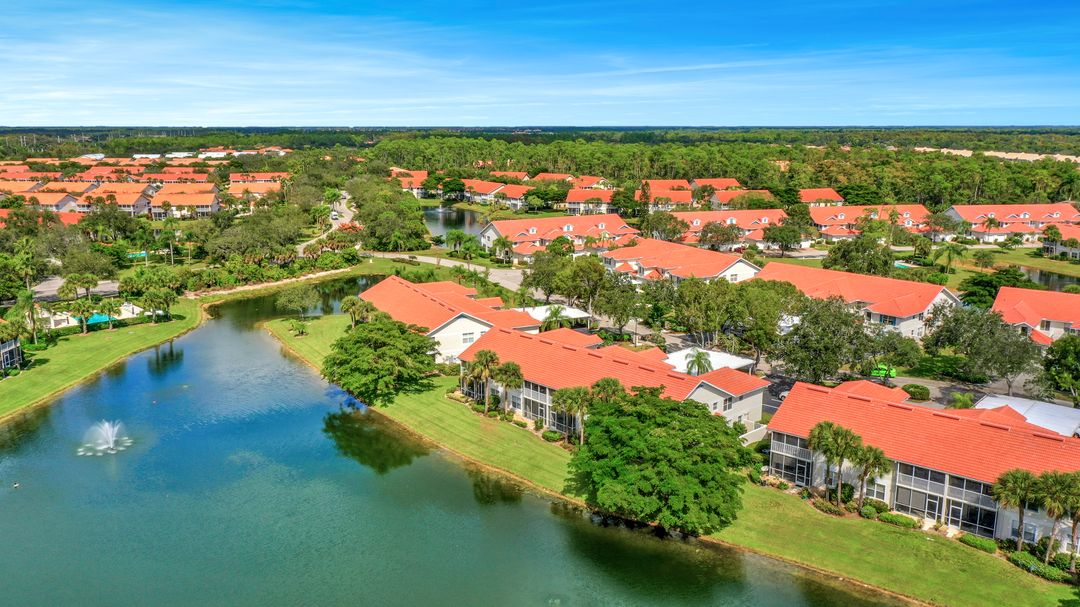 5025 Cedar Springs Dr #102, Naples, FL 34110