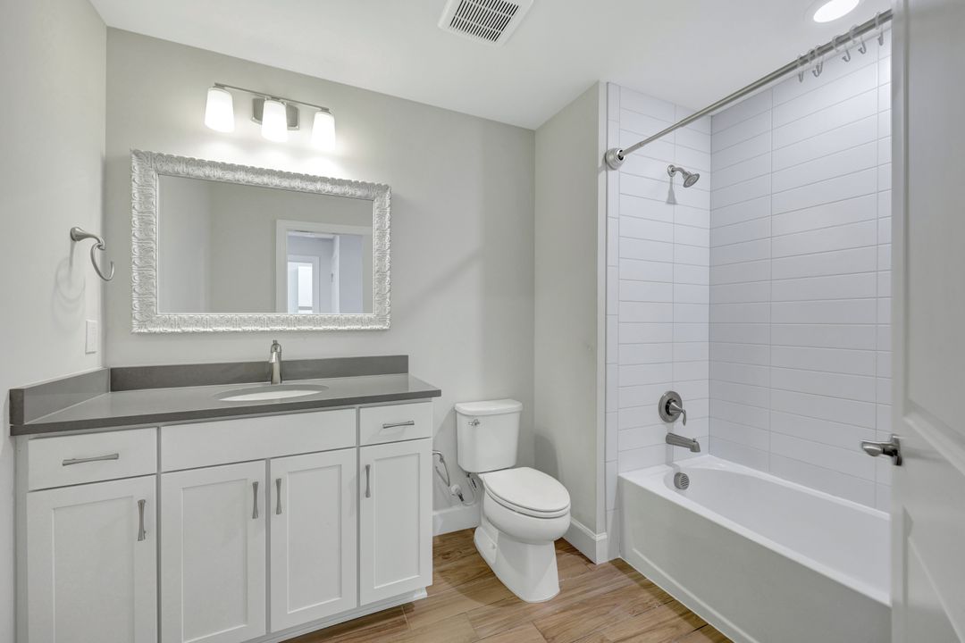 9034 Bexley Dr, Fort Myers, FL 33967