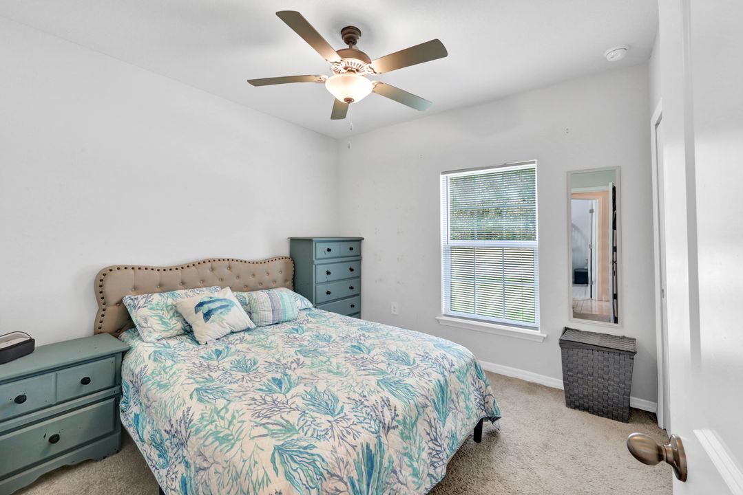 328 Jacaranda Pkwy E, Cape Coral, FL 33909