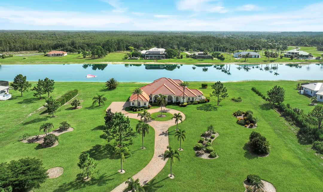 20301 Barefoot Ski Blvd, Estero, FL 33928