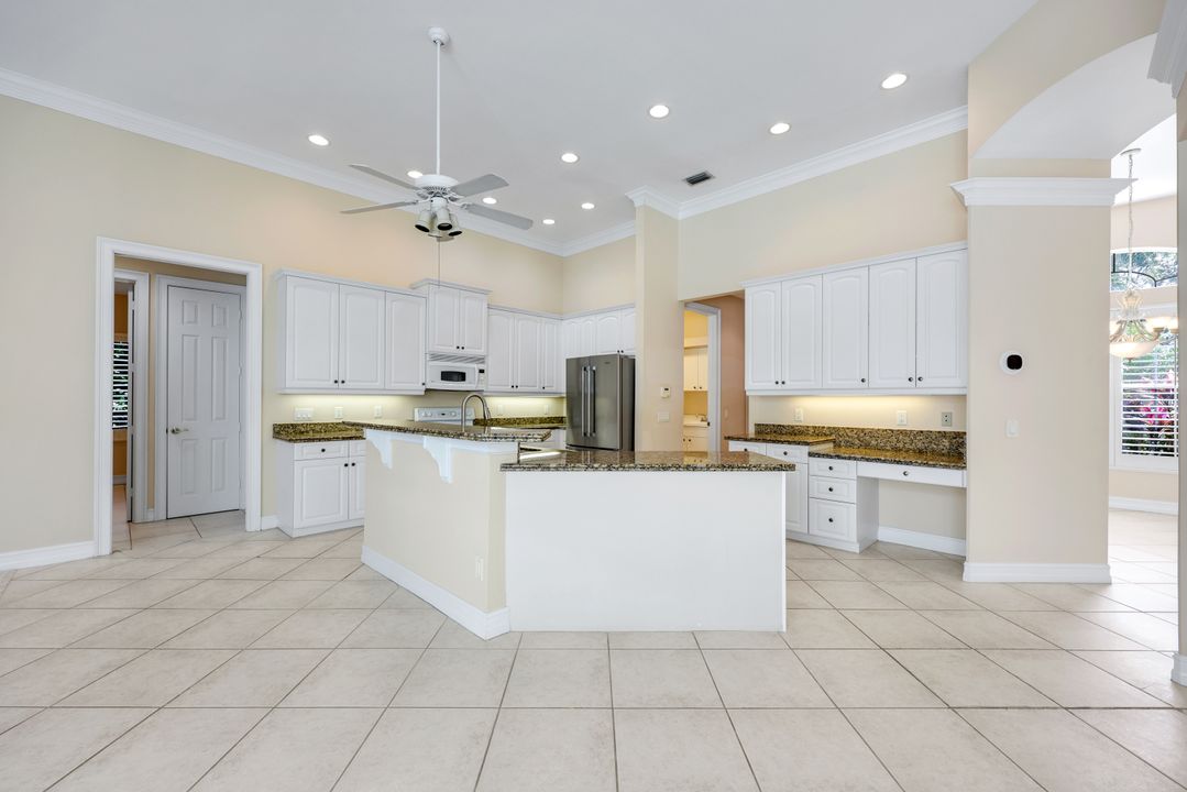 3899 Midshore Dr, Naples, FL 34109