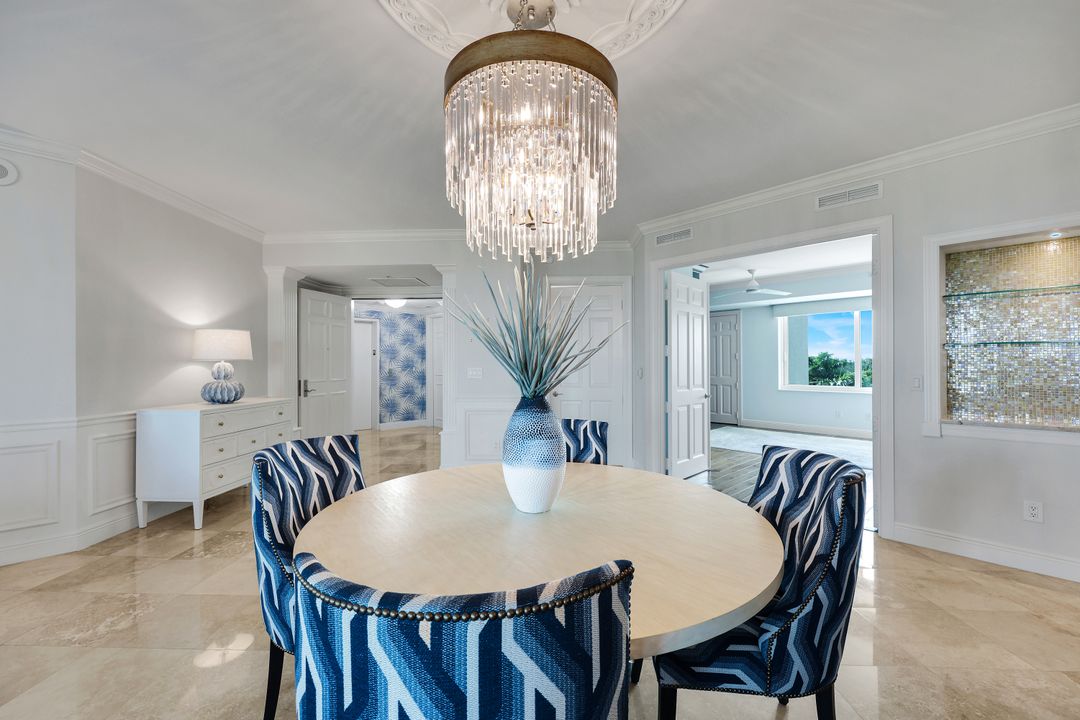 275 Indies Way #503, Naples, FL 34110
