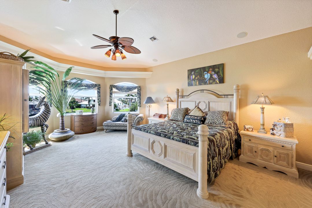 5231 SW 5th Pl, Cape Coral, FL 33914