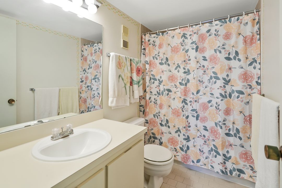 380 Seaview Ct #1910, Marco Island, FL 34145