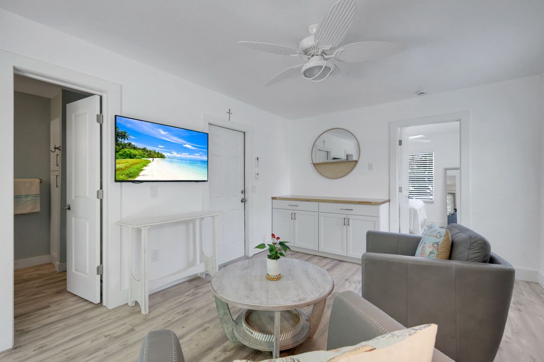 27292 East Dr, Bonita Springs, FL 34135