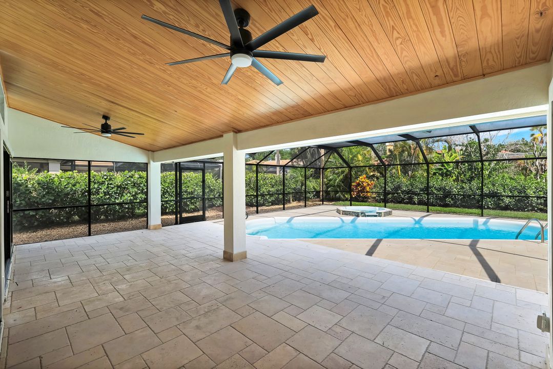 235 Silverado Dr, Naples, FL 34119