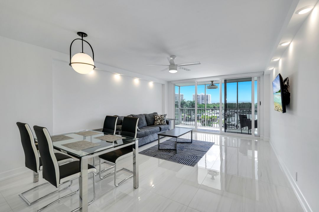 5 Bluebill Ave #410, Naples, FL 34108