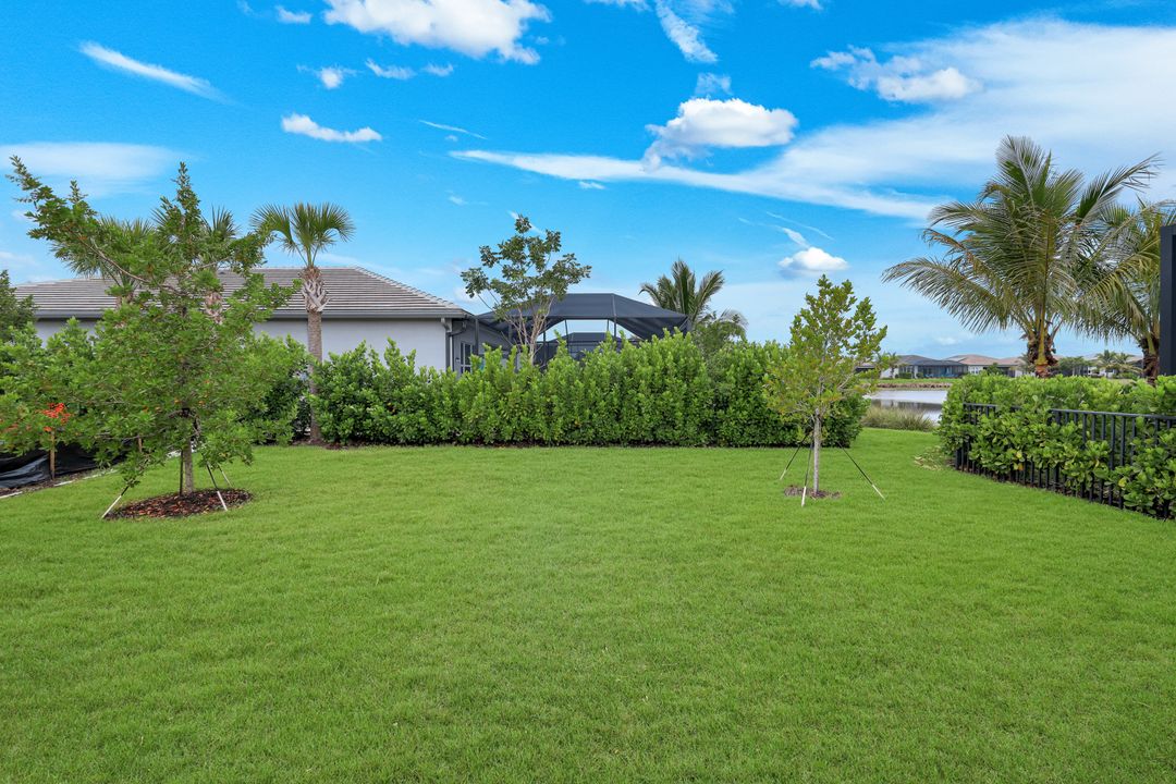 12446 Dahlia Ct, Naples, FL 34120