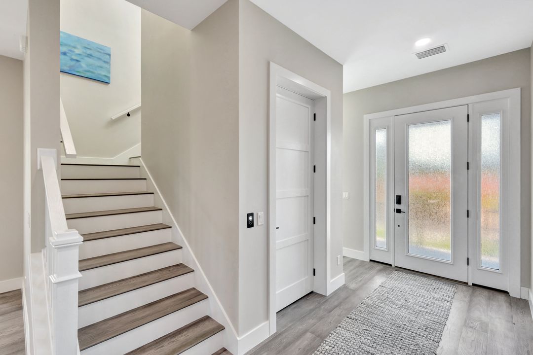 1044 Fish Crow Rd, Sanibel, FL 33957