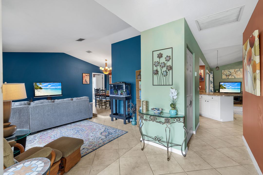 13481 Red Maple Cir, North Fort Myers, FL 33903