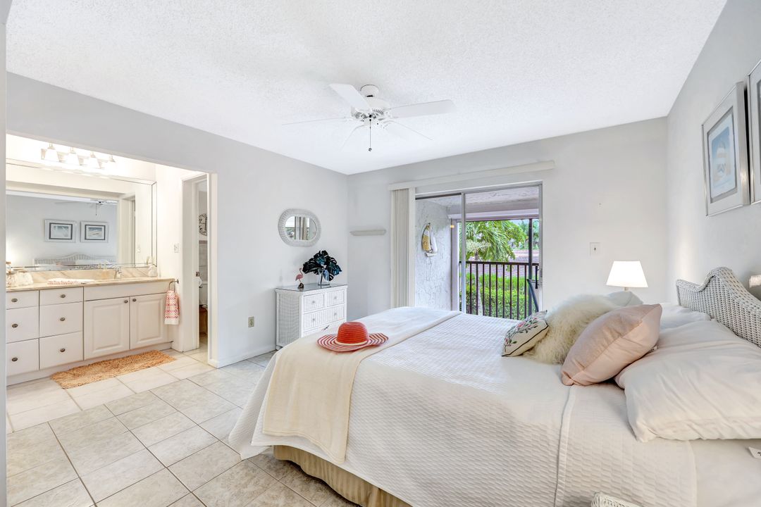 788 Park Shore Dr #E39, Naples, FL 34103