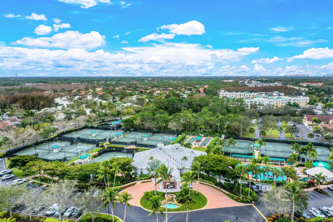 1118 Sweetwater Ln #1301, Naples, FL 34110