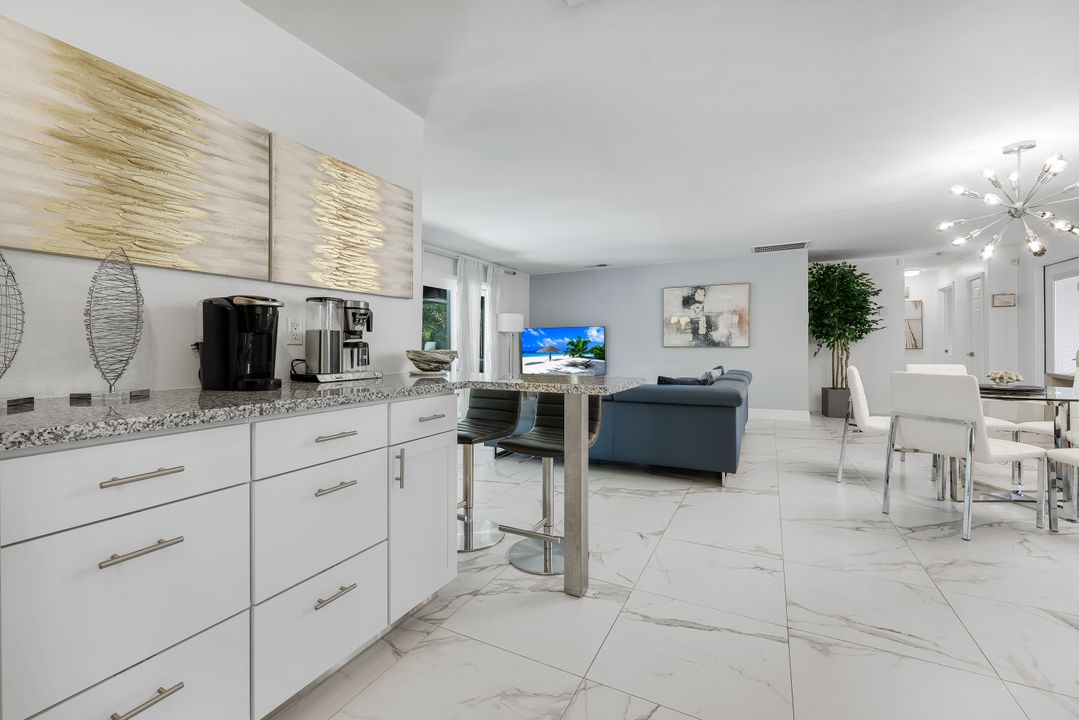 1236 El Dorado Pkwy E, Cape Coral, FL 33904