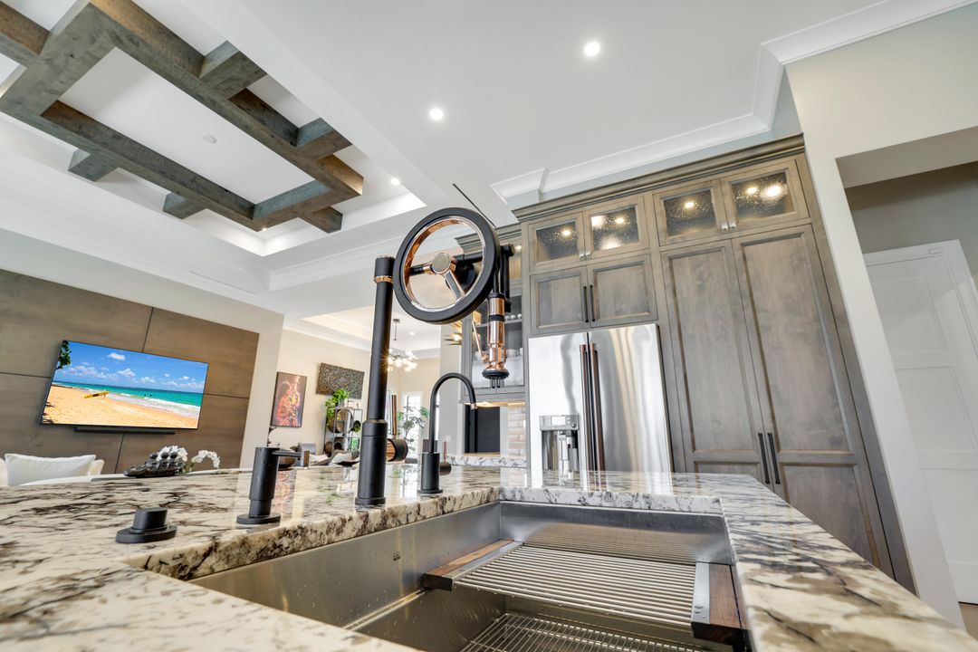 855 Old Marco Ln, Marco Island, FL 34145