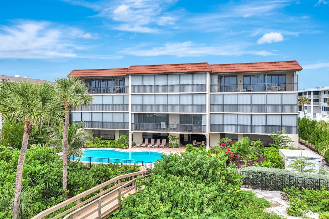 2297 W Gulf Dr #4A, Sanibel, FL 33957