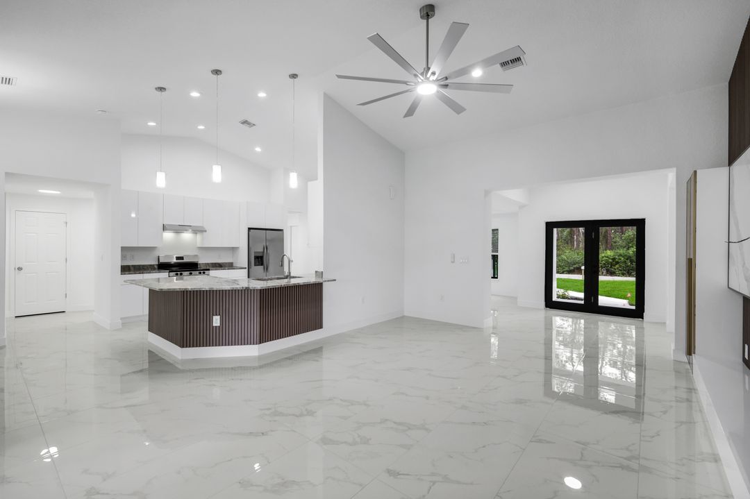 1102 Edison Ave, Lehigh Acres, FL 33972