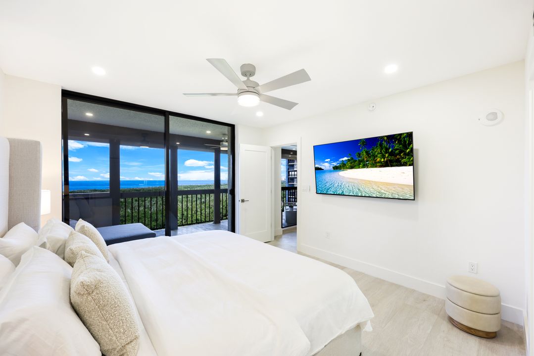 6001 Pelican Bay Blvd #1004, Naples, FL 34108