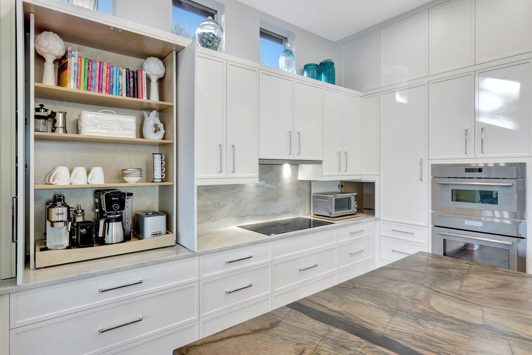 3601 Glenwater Ln, Bonita Springs, FL 34134