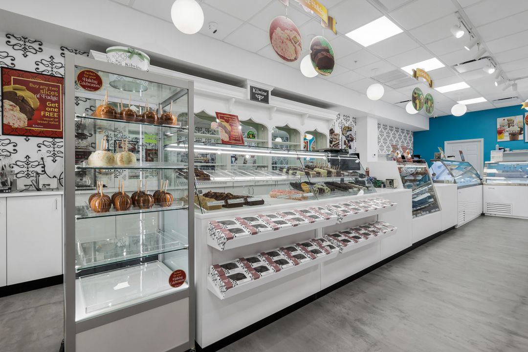 743 5th Ave S, Naples, FL 34102