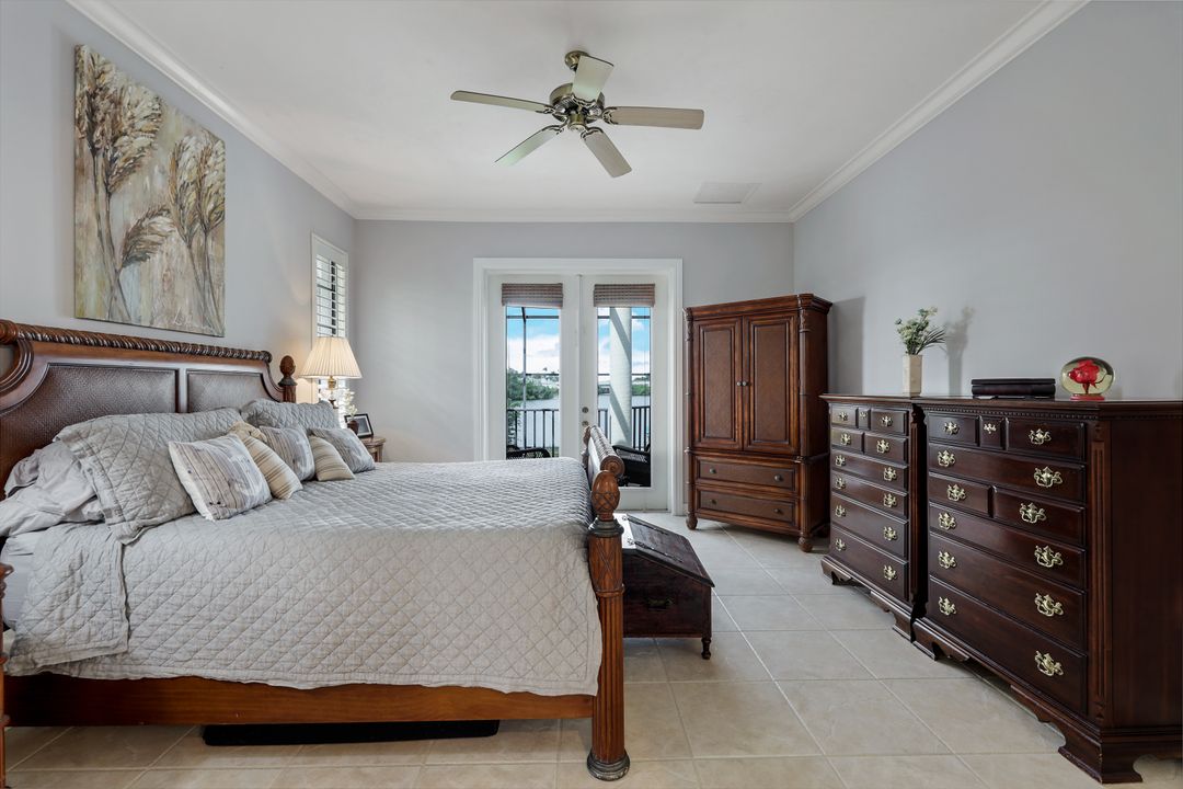 201 San Mateo Dr, Bonita Springs, FL 34134