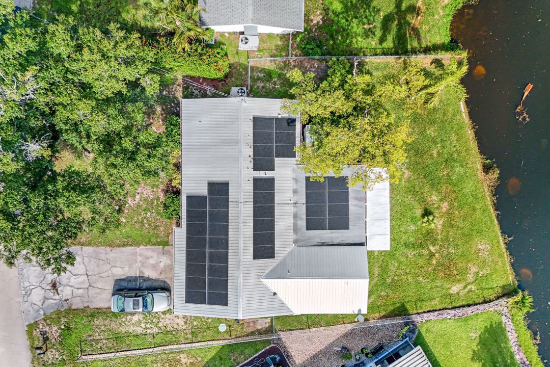 108 Powell Creek Cir, North Fort Myers, FL 33917