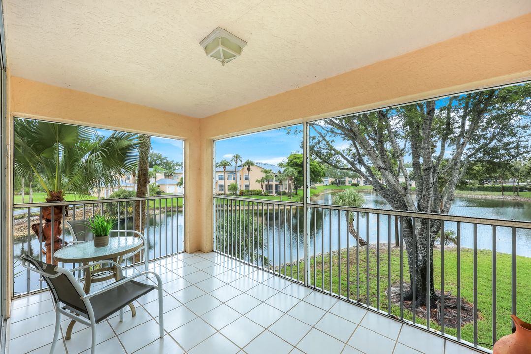 736 Wiggins Lake Dr #201, Naples, FL 34110