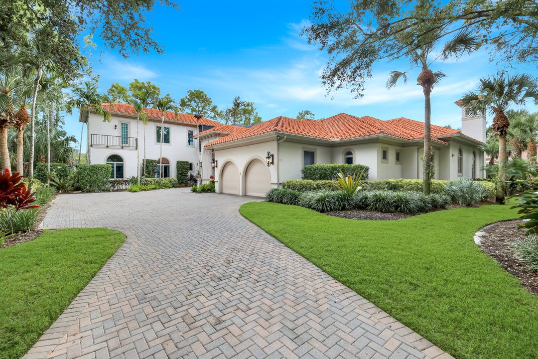12338 Collier's Reserve Dr, Naples, FL 34110